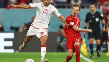 Đầu tư thời gian để thu thập thông tin liên quan 2 đội bóng